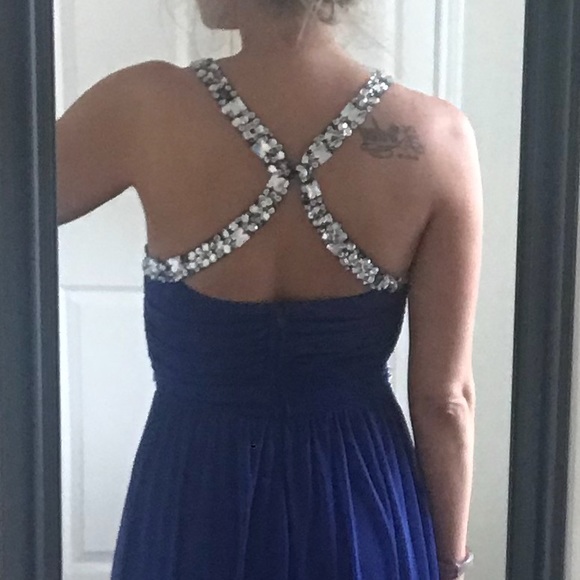 SOLD Blue formal dress gown with silver jewels - Picture 4 of 8